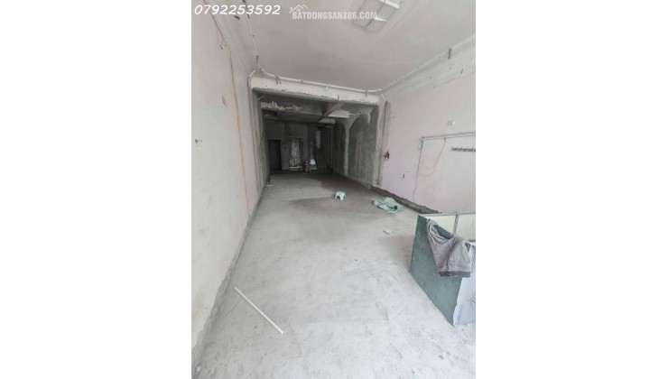 Bán Nhà Khuất Duy Tiến. Thanh Xuân. Diện Tích 65-71m. x5 tầng. Mặt tiền 4.5m. Giá Bán 31 Tỷ.